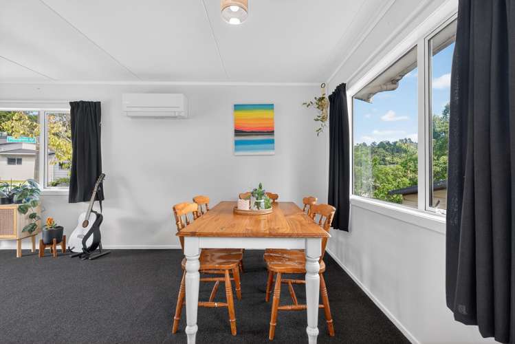 2 Takanini Grove Stokes Valley_7