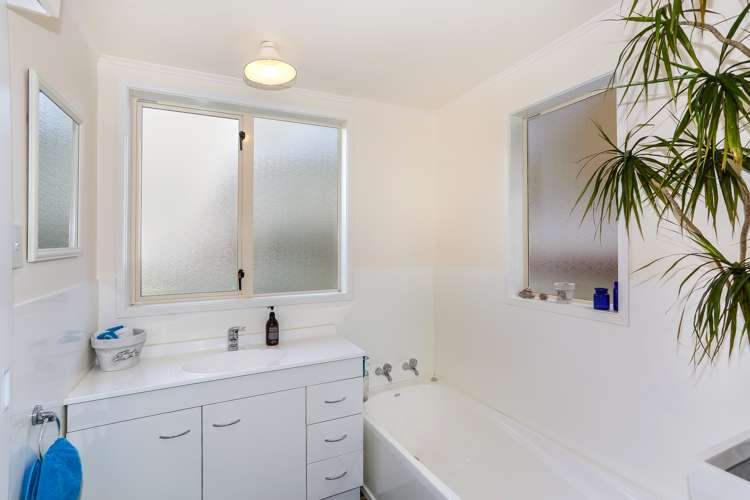 45 Brewster Road Pukekawa_12