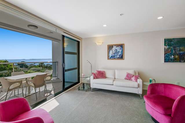5B/175 Hurstmere Road Takapuna_3
