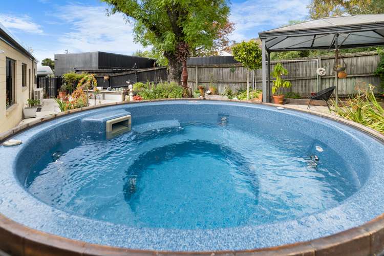 419 Port Hills Road Hillsborough_24