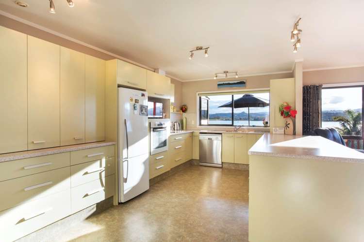 155 Omaha Drive Omaha_11