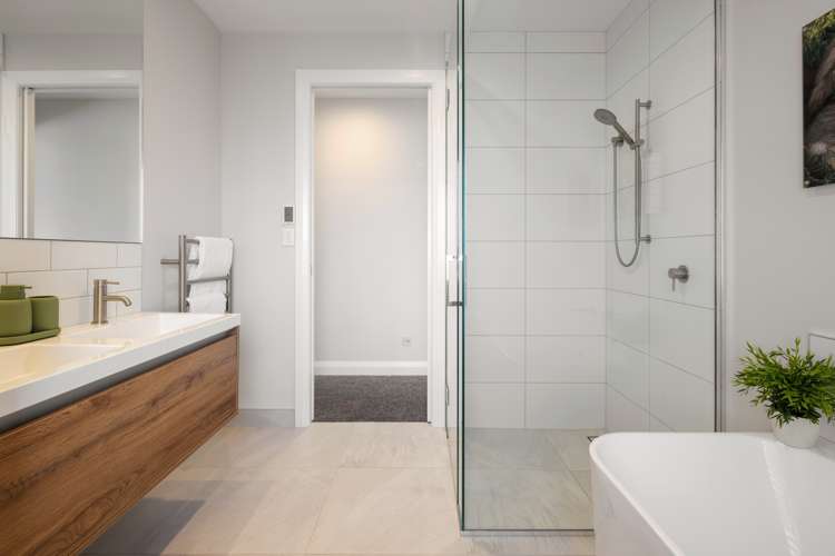 25 Alan Livingston Drive Cambridge_30