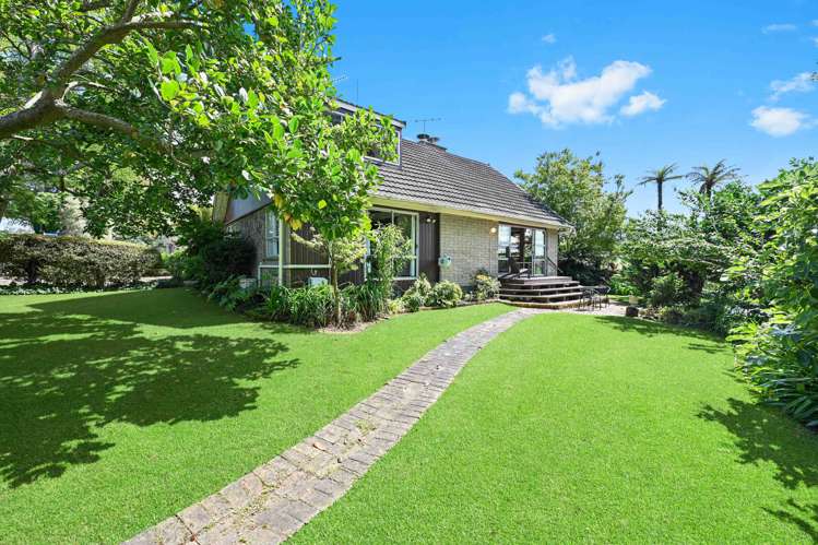 1 Deseret Road Temple View_5