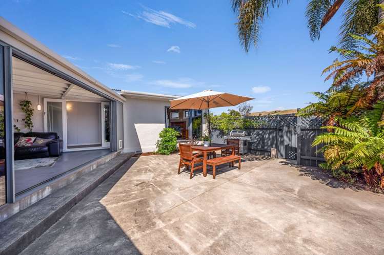 13 Howard Road Taradale_4