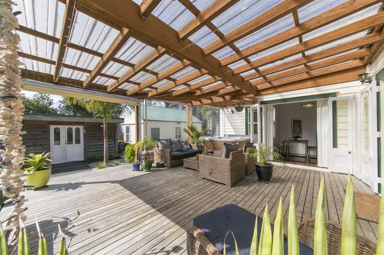 28 Cambridge Road Riverhead_6