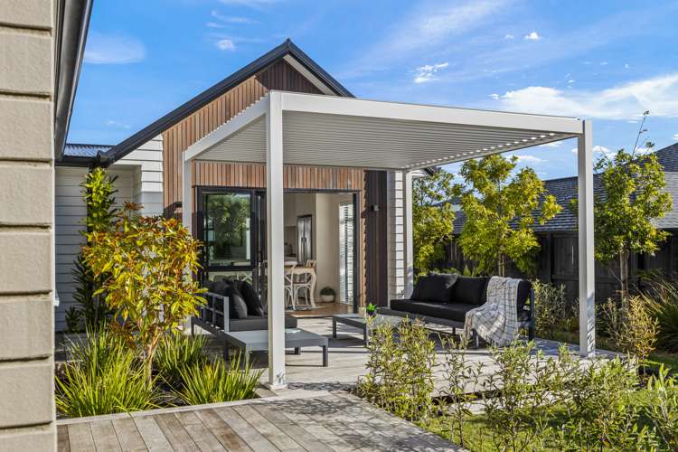 3 Betsy Lane Wainui_13