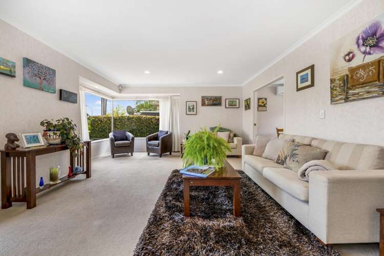 6 Bampton Rise Northpark_7