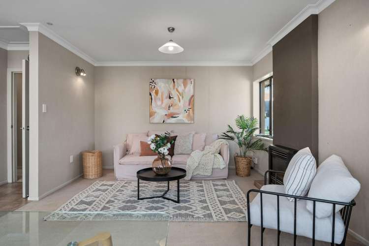 2 Pemberton Crescent Greerton_3