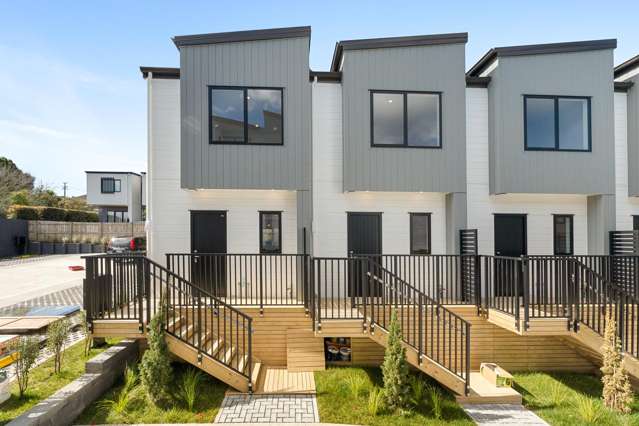 2-4,5-6,10/42 Captain Scott Road Glen Eden_1