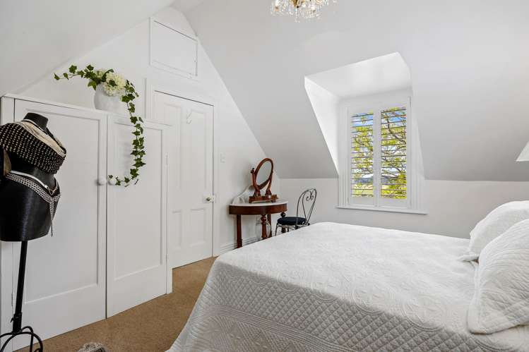 211 Summerhill Road Cust_22