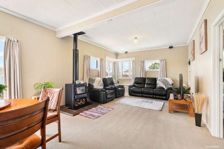 35 Victoria Avenue Waiuku_3