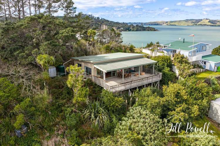 13 Moana Road Tinopai_31