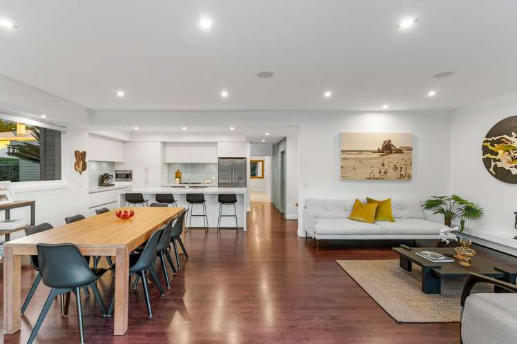 5B Crescent Road Epsom_15