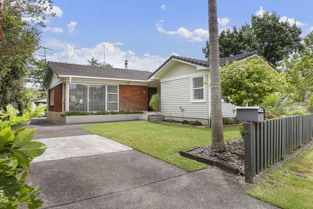 8 Nevada Avenue Pakuranga Heights_1