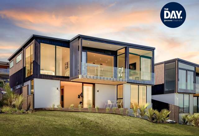 Front Row to the Orewa Estuary