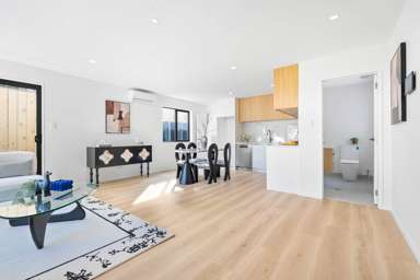 26 Crompton Road_3