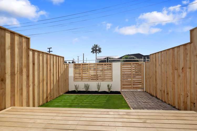 31/21 Von Sturmer Street Mangere East_7