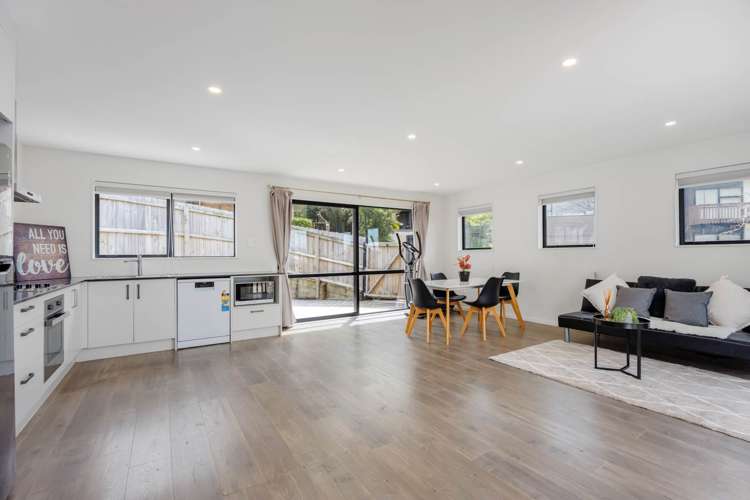 7 Jeanette Place Mairangi Bay_25