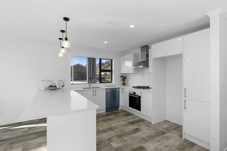 5 Kerrigan Crescent Wallaceville_2