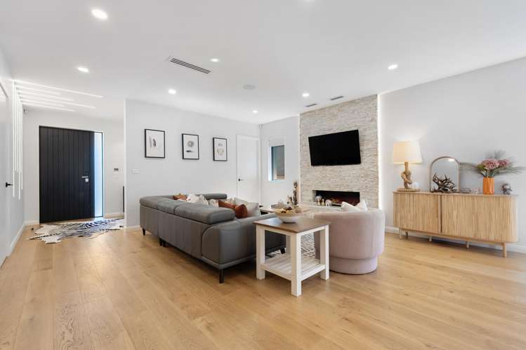 9 Ruku Street Long Bay_19