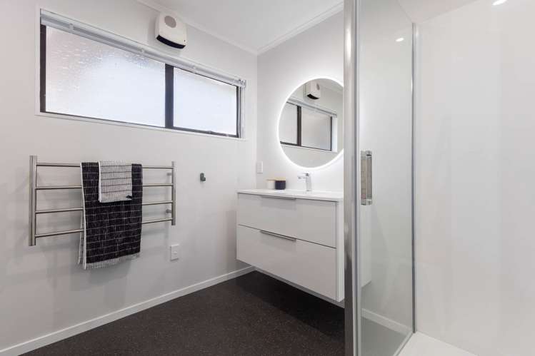 13A Anaru Street Raumati Beach_18