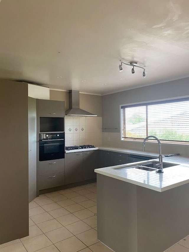 12 Coulthard Terrace Opaheke_3