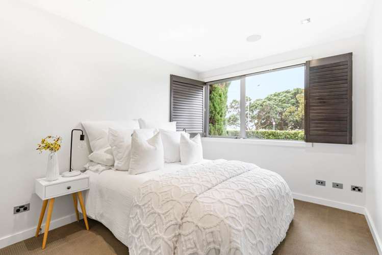 1A The Parade St Heliers_16