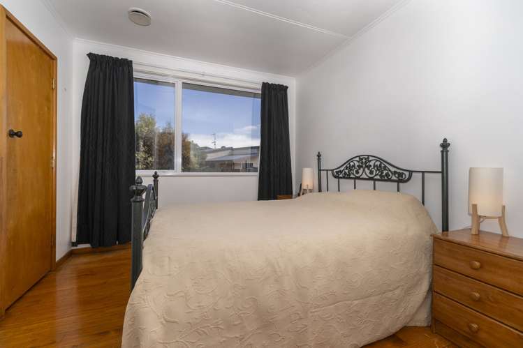 282 Seaview Road Stoke_21