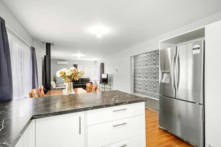 1297 Fergusson Drive Brown Owl_4