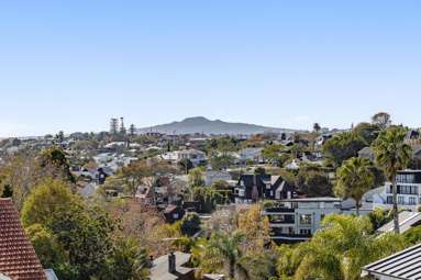 35A Portland Road_2