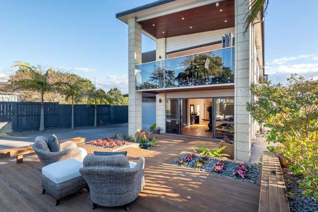 Rare Waterfront Lifestyle – Grand Residence