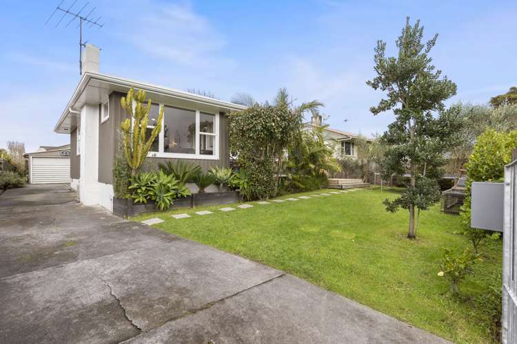 61 Glen Marine Parade Glendene_30