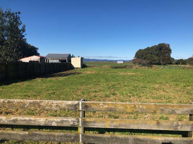 33 East Bank Road Thornton_1