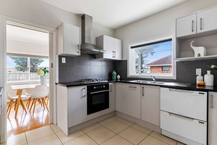 9 Clevedon Road Papakura_19
