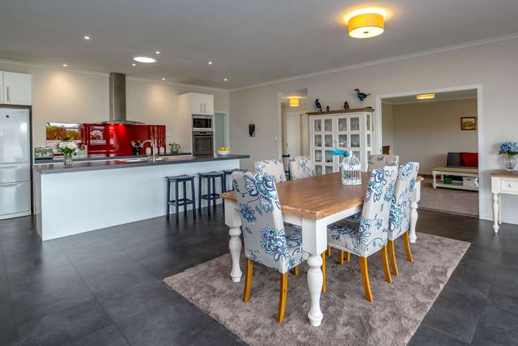 1 Mill Grove Carterton_2