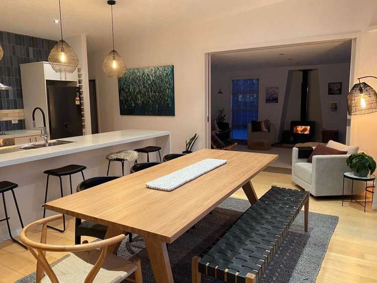 15 Hunt Place Albert Town_5