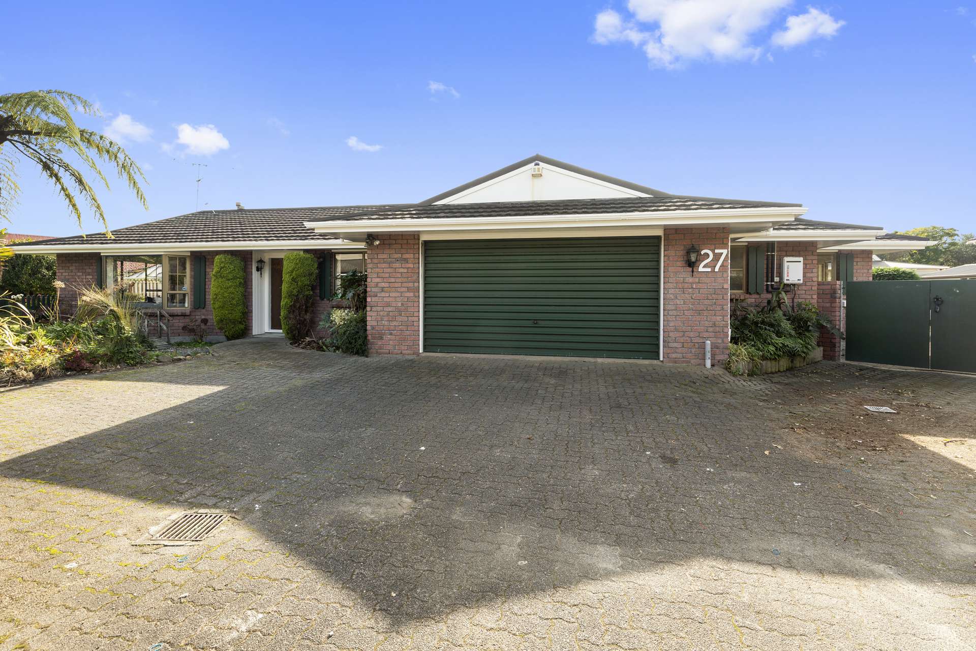 27 Waddington Drive Naenae_0