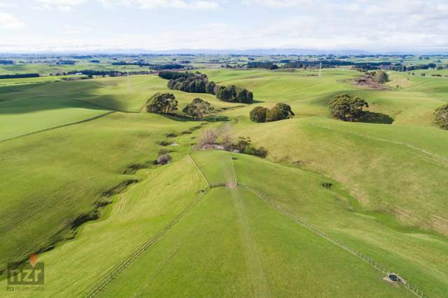 702 Mount Stewart Halcombe Road Halcombe_4