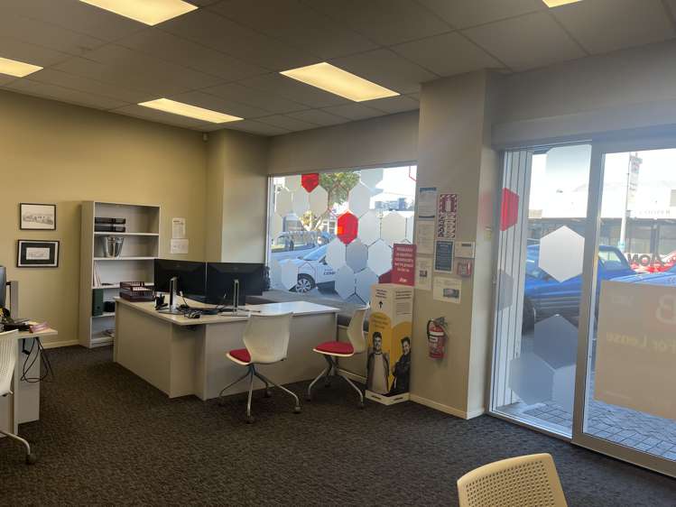 261 Oxford Street Levin_3