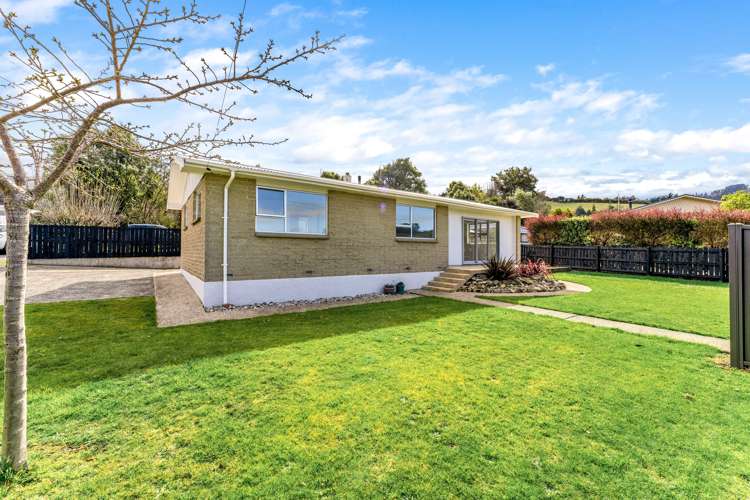 2 Kaira Street Sawyers Bay_18