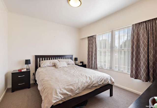 1/84 Archers Road Glenfield_3