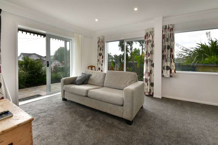 4 Claude Road Stanmore Bay_27