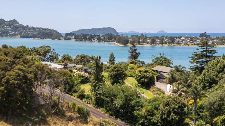 43 Main Road Tairua_19