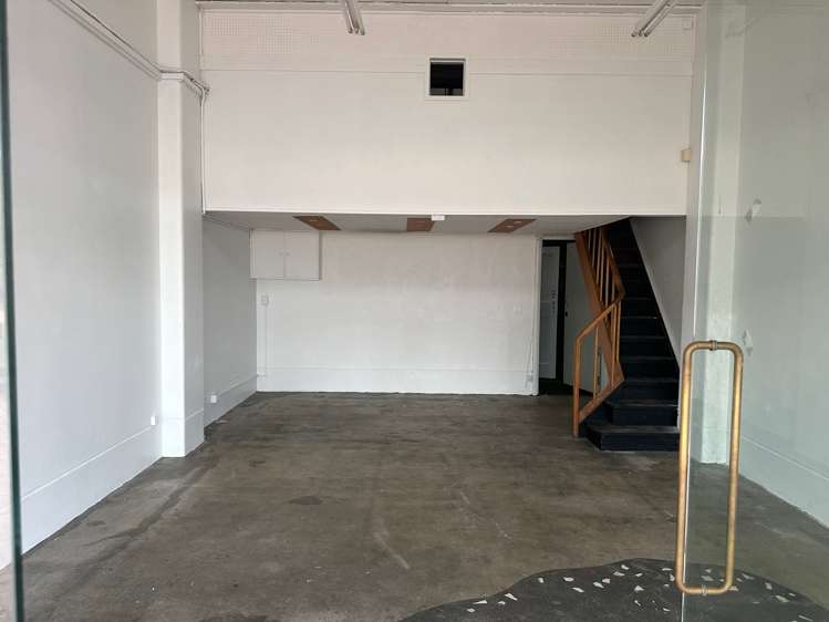 Shop 3/341 Victoria Street Hamilton Central_3