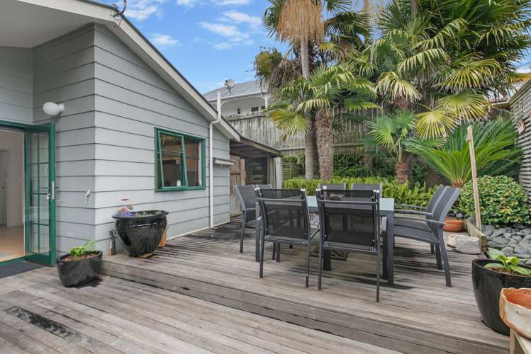 3/16 Woodside Avenue Northcote_11