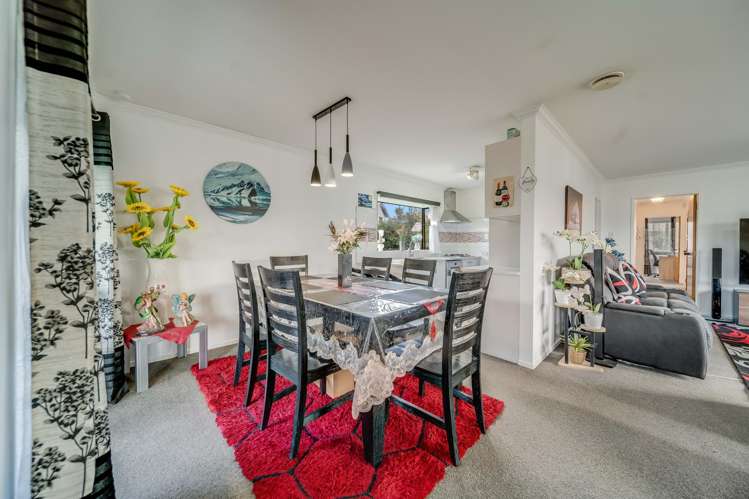 3/55 Tuhikaramea Road Dinsdale_3