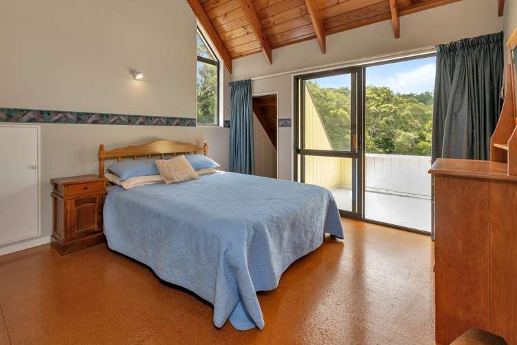 63 Memorial Drive Parahaki_15