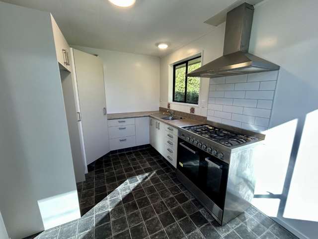 182 Jollie Street 1851_1