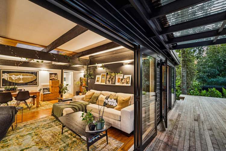 34 Hollywood Avenue Titirangi_5