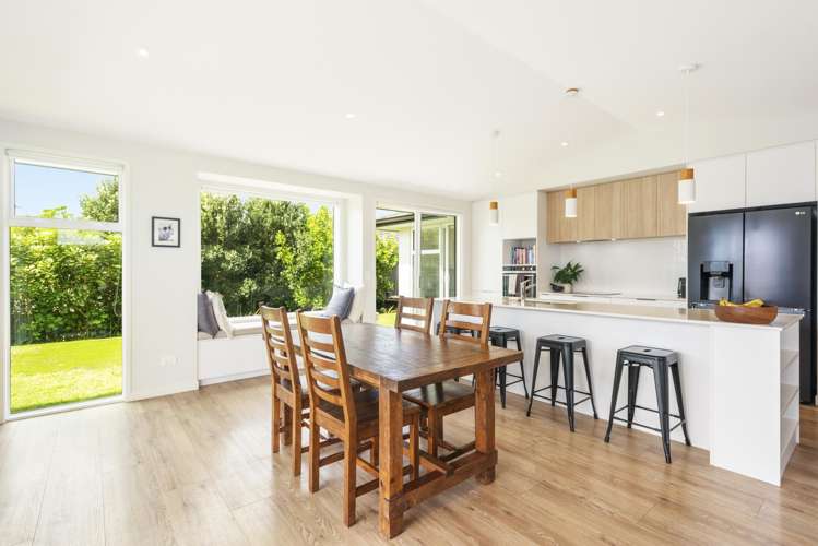 15 Louise Drive Ohauiti_4